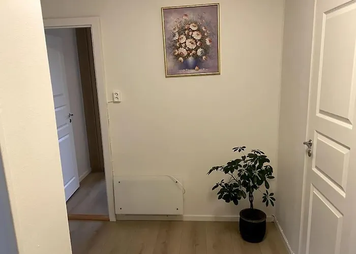 アパート Lovely 2 Bedroom With Free Parking *