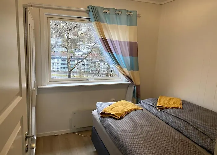 アパート Lovely 2 Bedroom With Free Parking ベルゲン