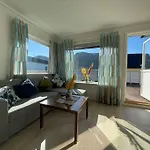 Lovely 2 Bedroom With Free Parking Bergen